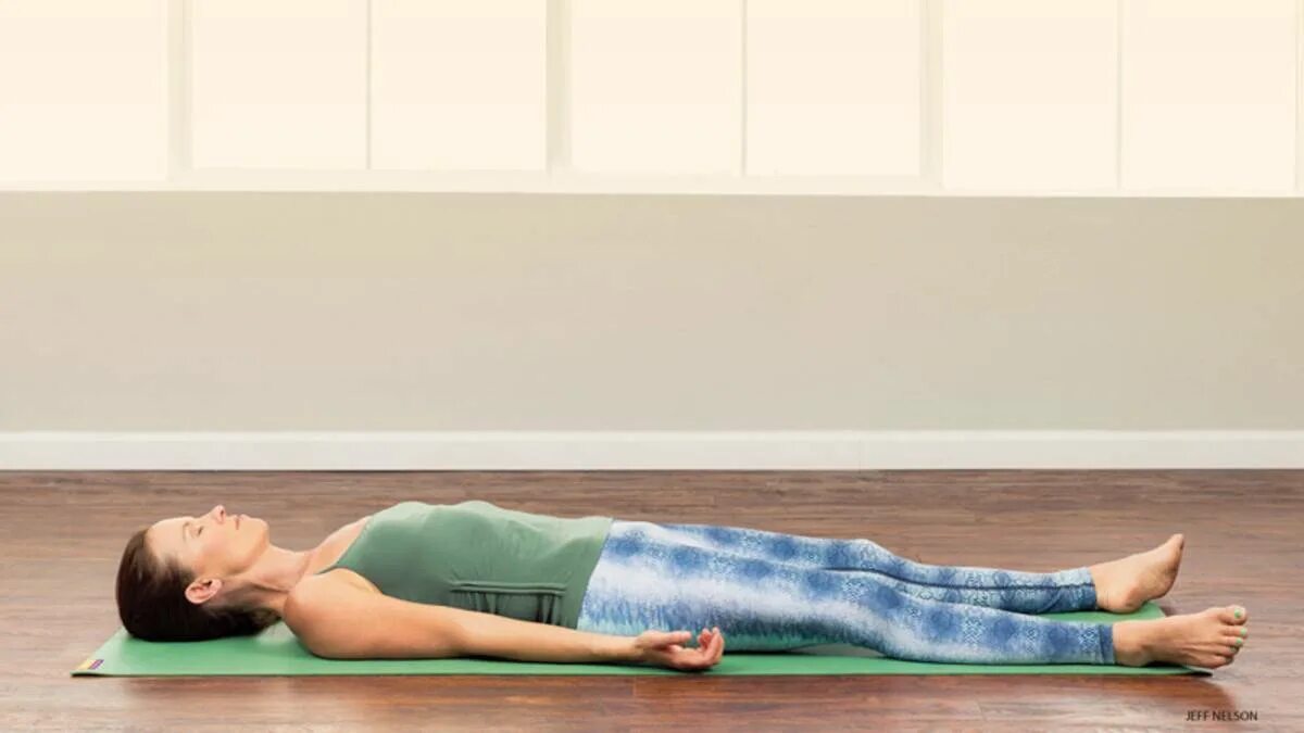 Релаксация для глубокого расслабления для сна. Шавасана метод глубокого расслабления. Шавасана нидра. Звуки для расслабления мозга. Медитация йога нидра.