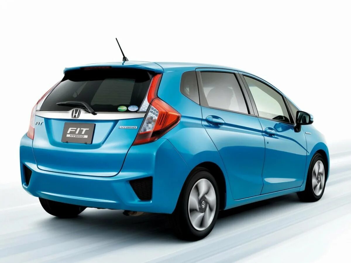 Хонда гибрид характеристики. Honda fit 2013 hybrid. honda fit hybrid 2015. honda fit 2014. хонда фит 2015 гибрид.