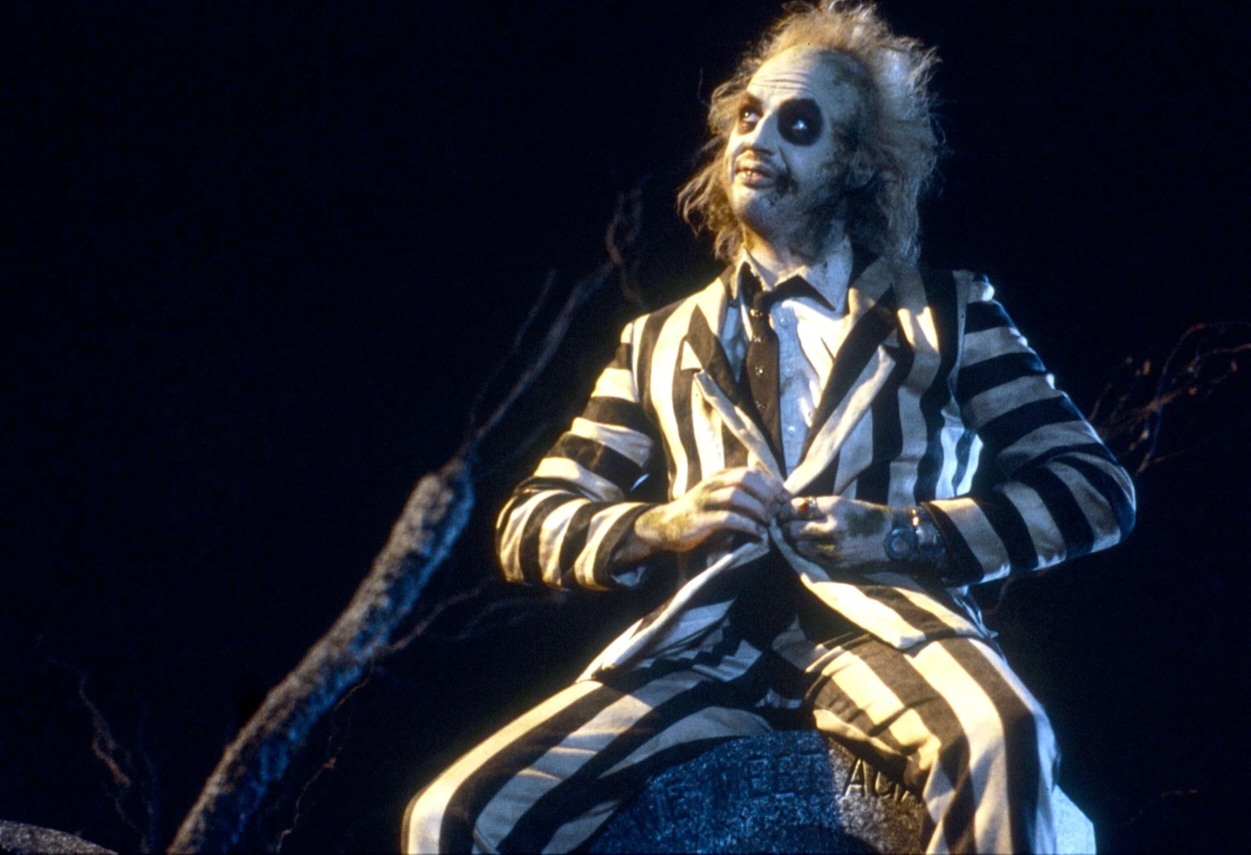 Битлджус трейлер на русском. Битлджус 1988. Beetlejuice тим Бертон.