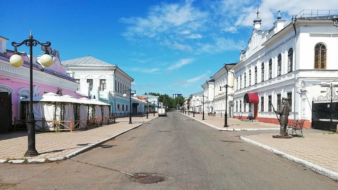 В каком городе находится елабуга. Казанская Елабуга. Елабуга ул Казанская. Казанская улица Елабуга достопримечательности. Елабуга центр города.