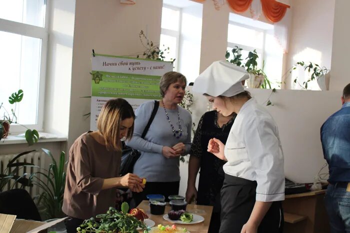 Образование еманжелинск. Образование еманжелинск. Мобилизация дк астахова фото. Еманжелинск школа 4 учителя. Образование еманжелинск.