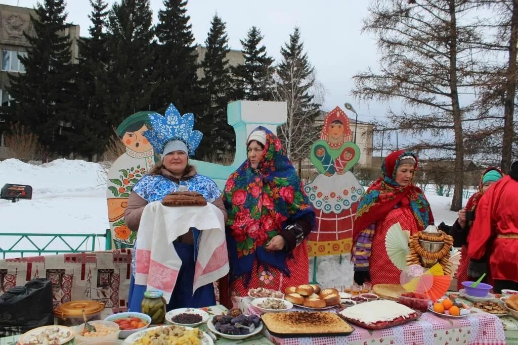 Проводы зимы в 2024 екатеринбург. Проводы зимы. Традиционный праздник проводы зимы. Проводы зимы в селе. Проводы зимы в Нолинске.