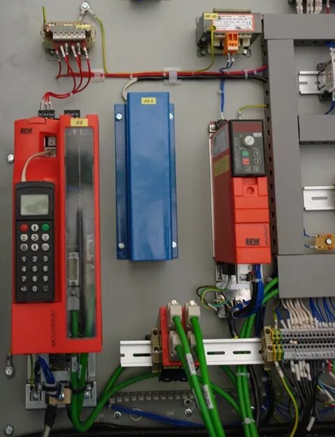 Impulse драйв. частотный преобразователь для электродвигателя холодной ковки. частота смены поколений. запаздывание сигнала. смена логики социального поведения.