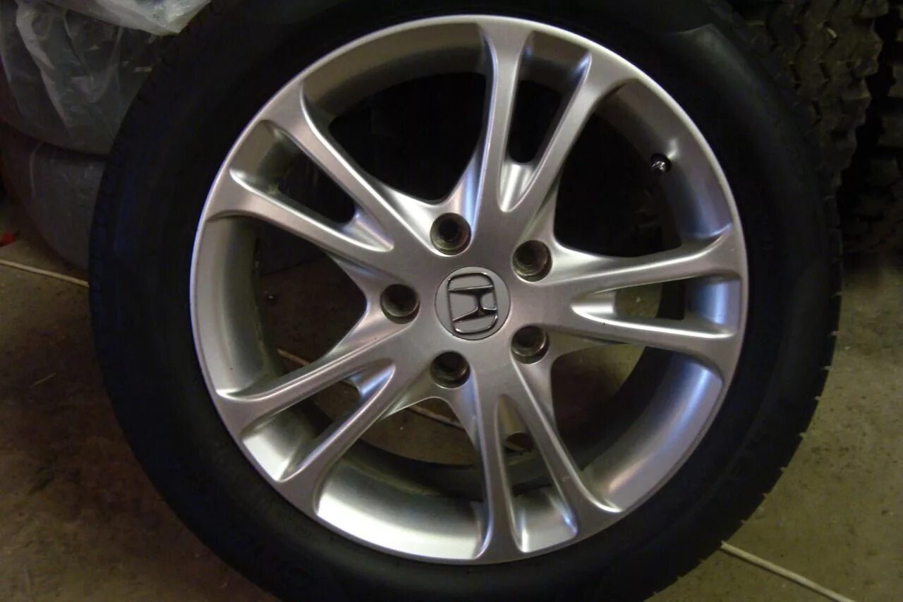Диски хонда r16. Диски honda accord r16 оригинальные. Диски honda civic r16. Диски хонда r16. Диски литые хонда 5/114.