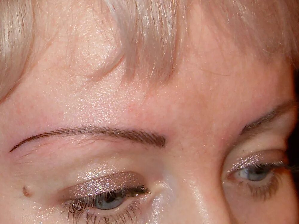 Татуаж волоски. Волосковая техника бровей перманентного. Перманент бровей волосковая техника. Татуаж волоски. Брови волосковая техника 2022.