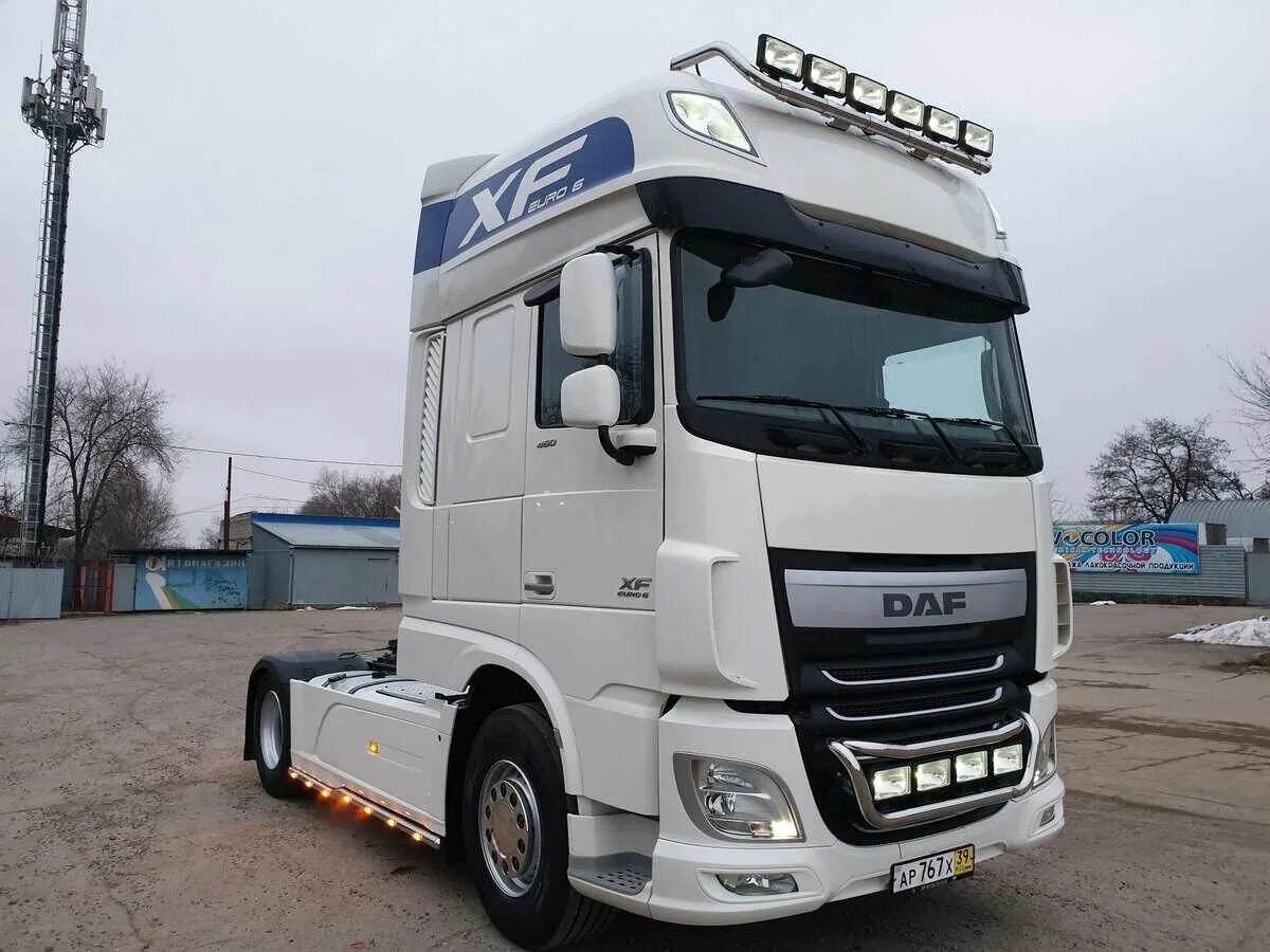 DAF XF 106 2017. Седельный тягач DAF XF 106. DAF XF 106 тягач. DAF XF 2017. Купить тягач даф б у в россии