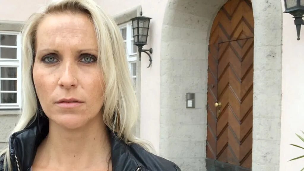 Julia pink. Milfomaniac. Julia pink's. Poppy pleasure julia. Mature nl julia pink poppy.