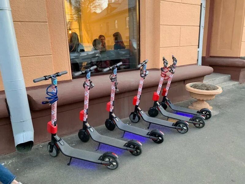 16. самокат офис. доставщик самокат. самокат офис. бц «трехгорная мануфактура».