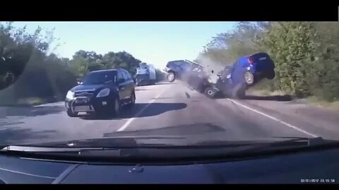 Столкновение на встречной полосе