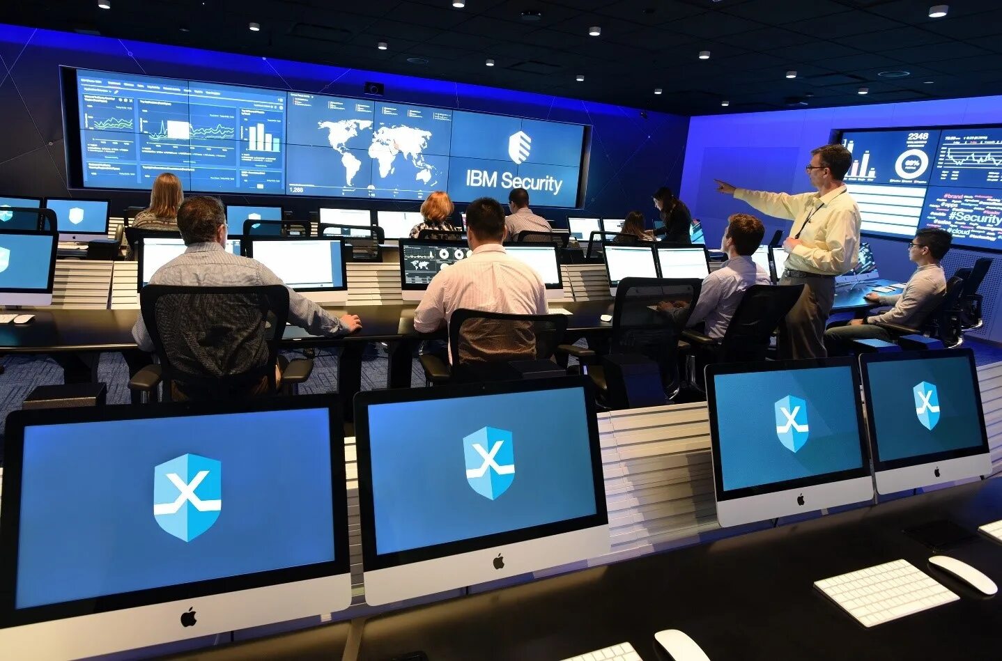 Ibm service. International business machines corporation (ibm). фирма ibm. картинки ibm. компания ibm логотип.