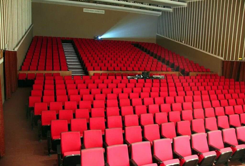 селезнева 46 новосибирск евразия. селезнева 46 новосибирск евразия. зал евразия. кафе евразия омск на гашека. концертный зал сибирский новосибирск.