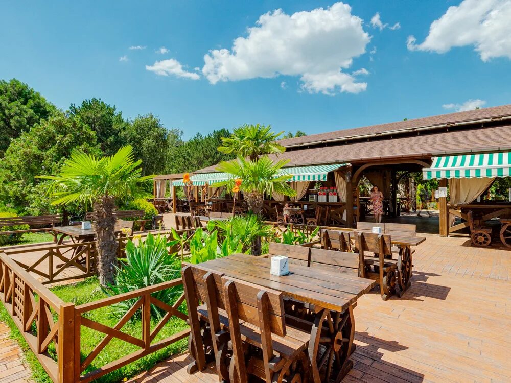 Отель славянка анапа фото. Slavyanka hotel славянка отель анапа. Пионерский проспект славянка. Slavyanka hotel анапа. Славянка ультра все включено отель.