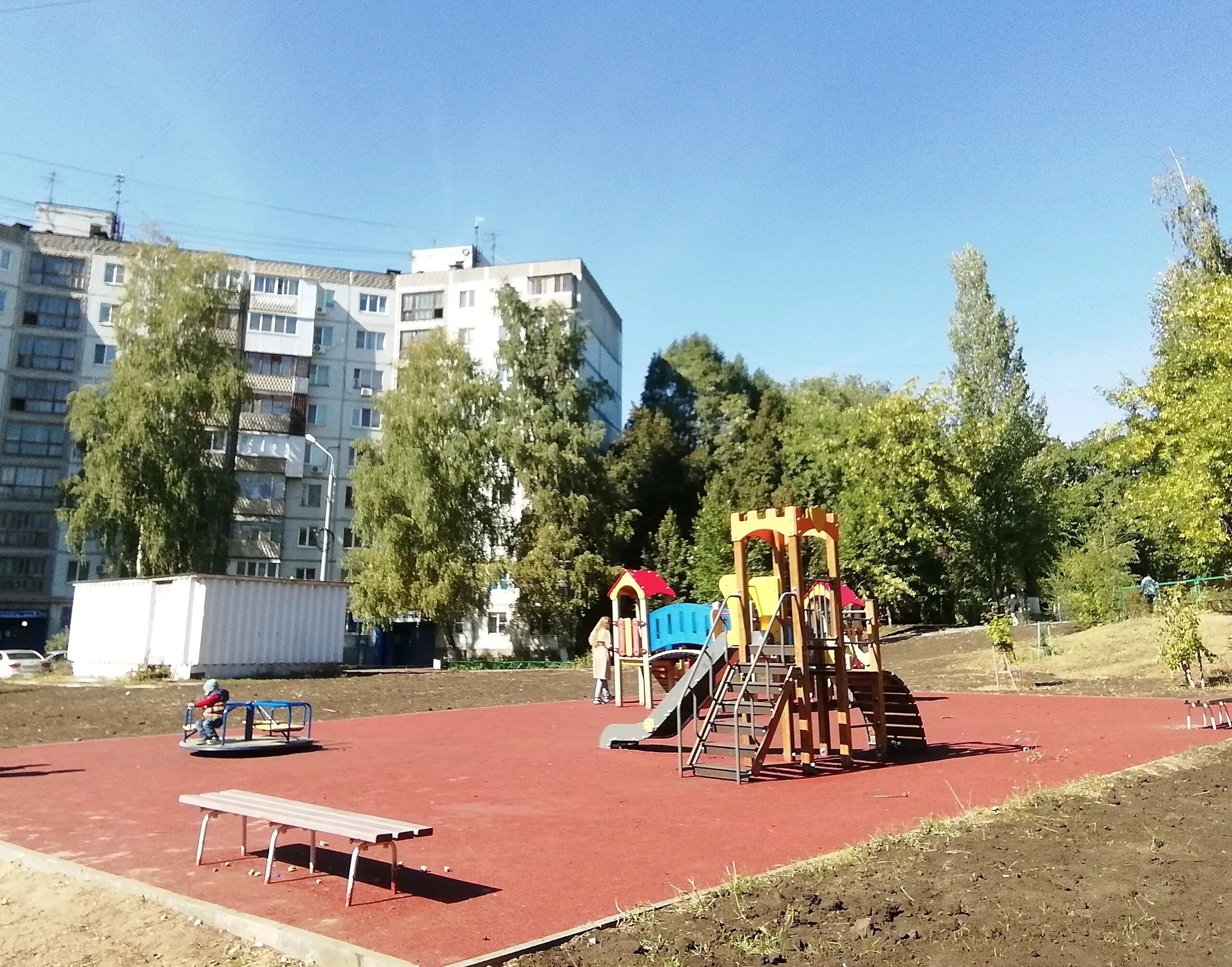 Городская среда самарской области. Благоустройство двора. Благоустройство дворов Самара. Жилье и городская среда. Комфортная городская среда.