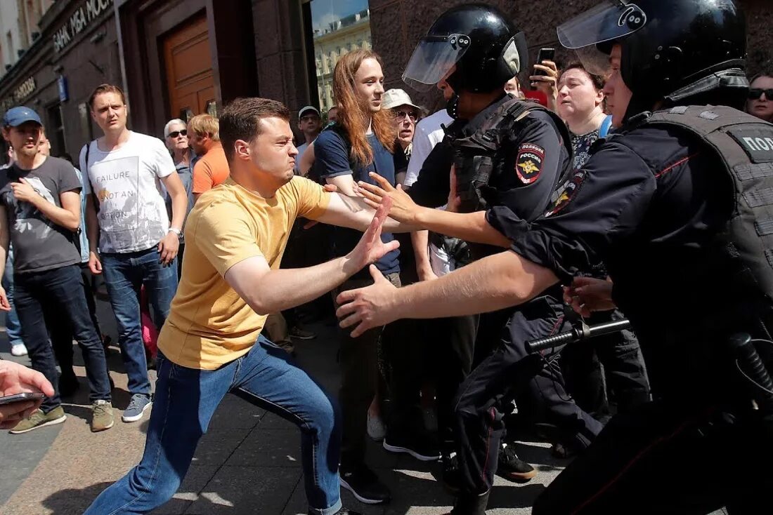 Митинг в Москве. Протесты в Москве.