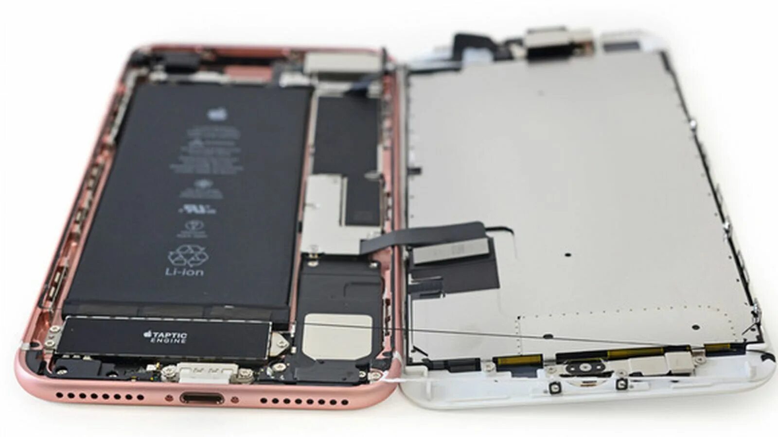 Как открыть айфон 7. Iphone 7 Plus разобранный. IFIXIT iphone 7 LCD. Iphone 7 Plus внутри. Iphone 7 в разборе.