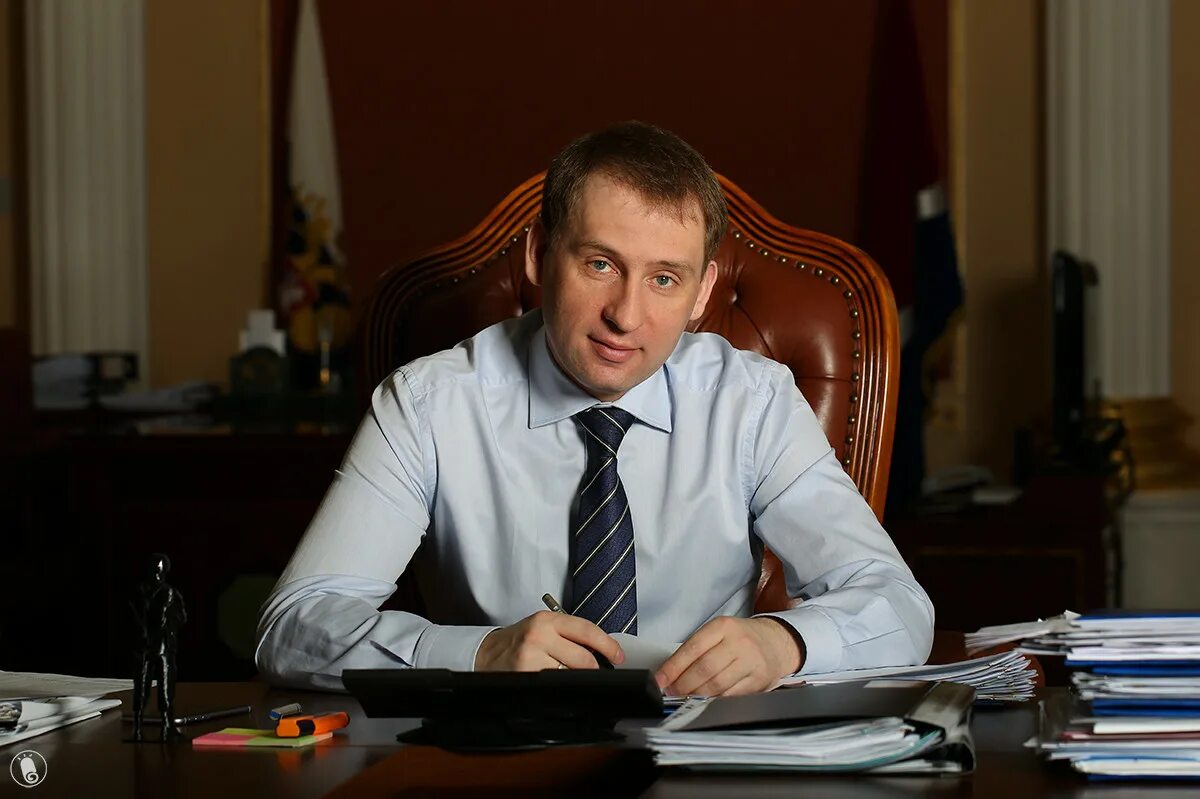 Министром дальнего. Александр александрович козлов. министр козлов александр александрович. глава минприроды александр козлов. а а козлов министр по развитию дальнего востока.