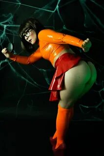 Latex Velma Cosplay A4 PRINT 1 - изображение. 