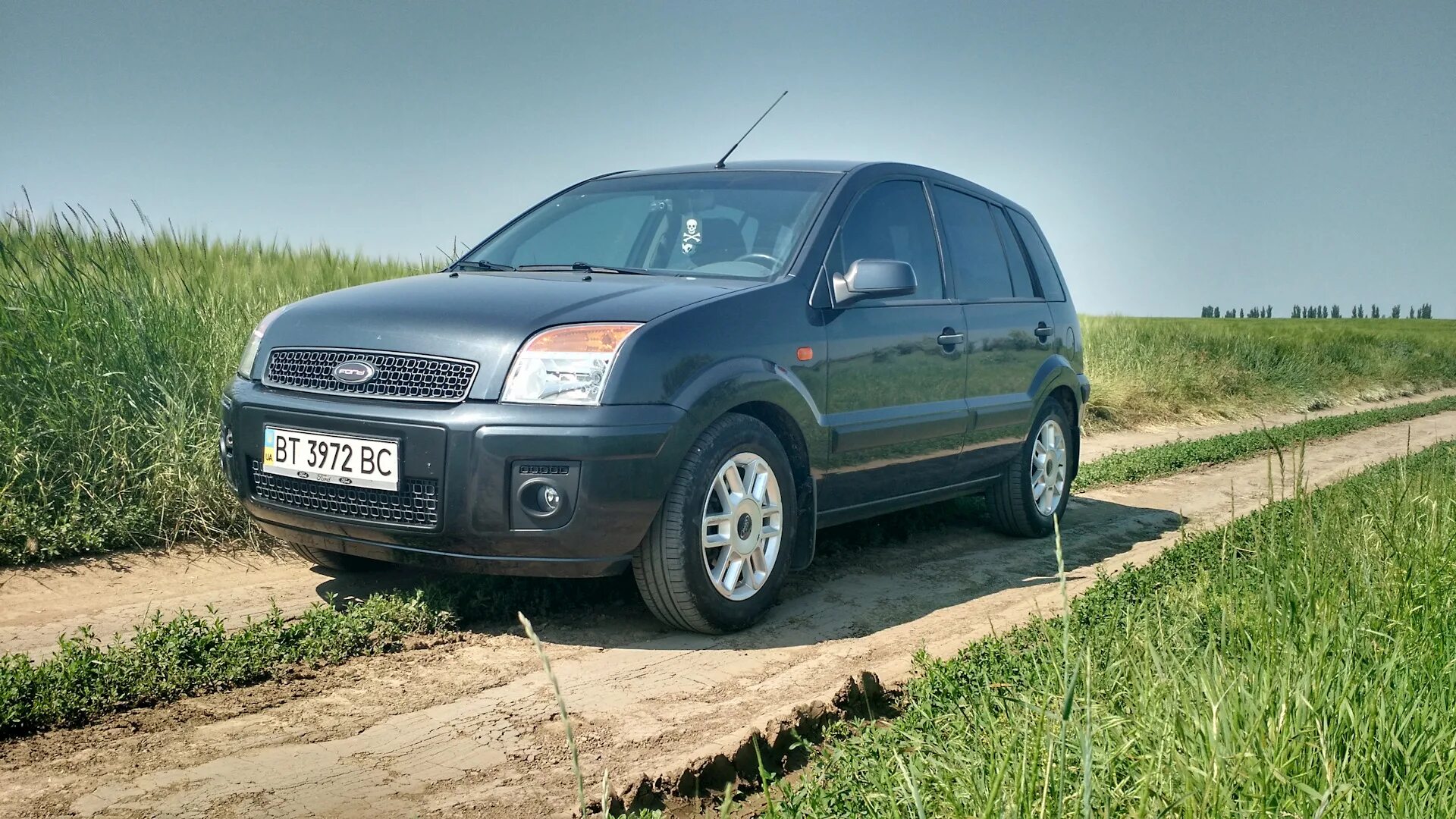 Купить форд нижегородская область. Ford Fusion 2008 1.4. Ford Fusion 2009. Ford Fusion 2004. Форд Фьюжн 1.6.