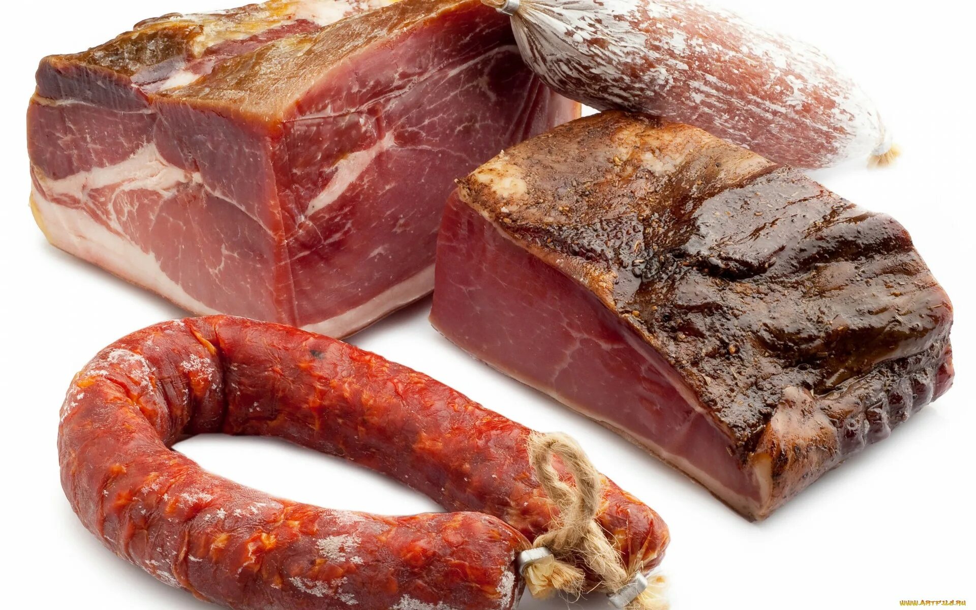 Мясо говядина. Лиственное мясо. Деликатесы и копчености. Свежее мясо. Кусок мяса.