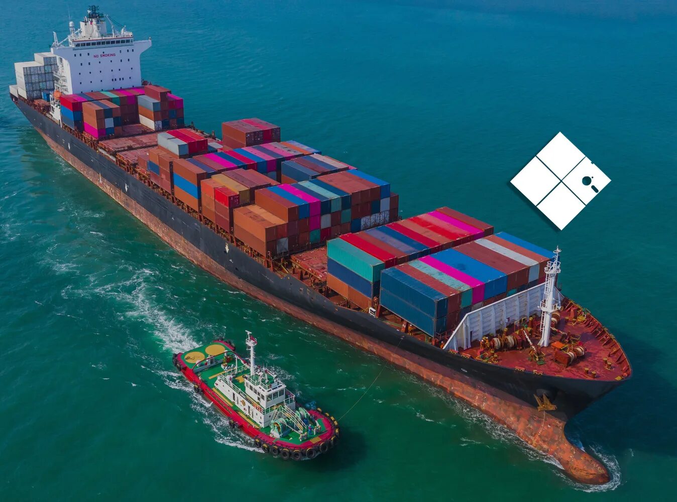 Ship to go. Контейнеровоз и буксир. wallpaper контейнеры на корабле. большие корабли wallpaper container ship.
