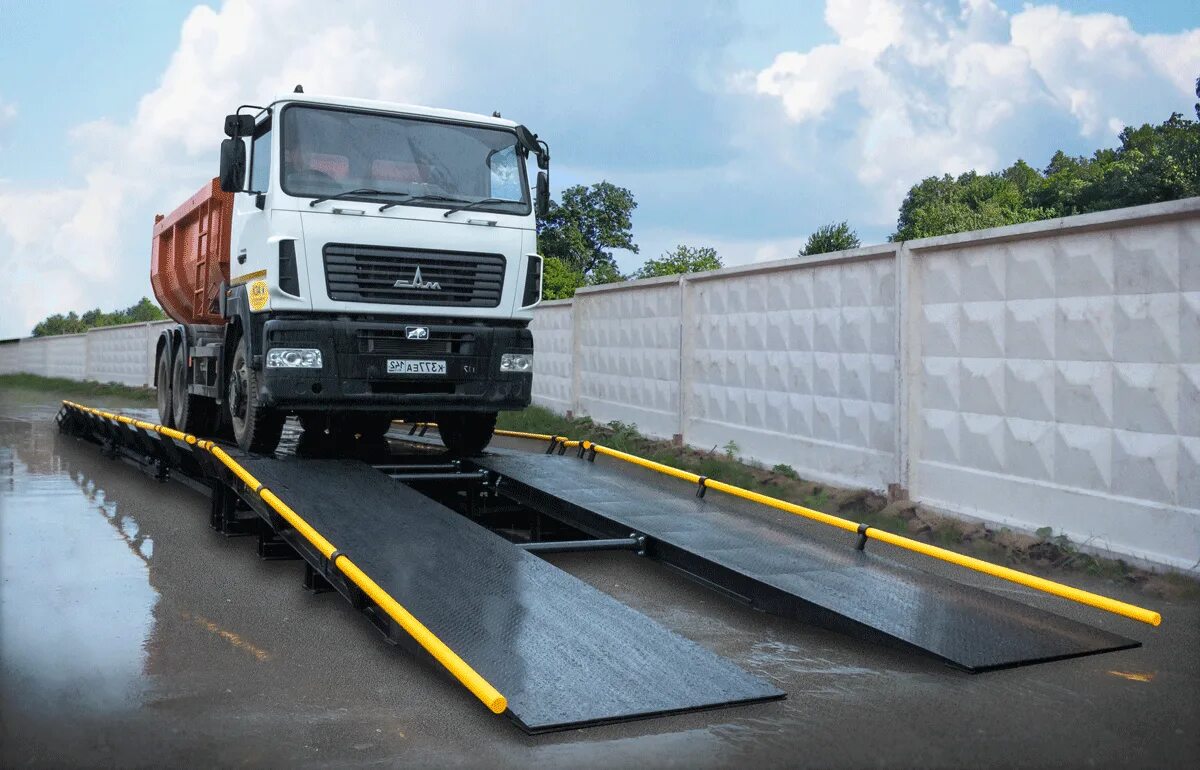 Весы для большегрузов. Весовая для грузовиков. Автомобильныитранспорт. Грузовик москва. Что такое платон на дорогах.