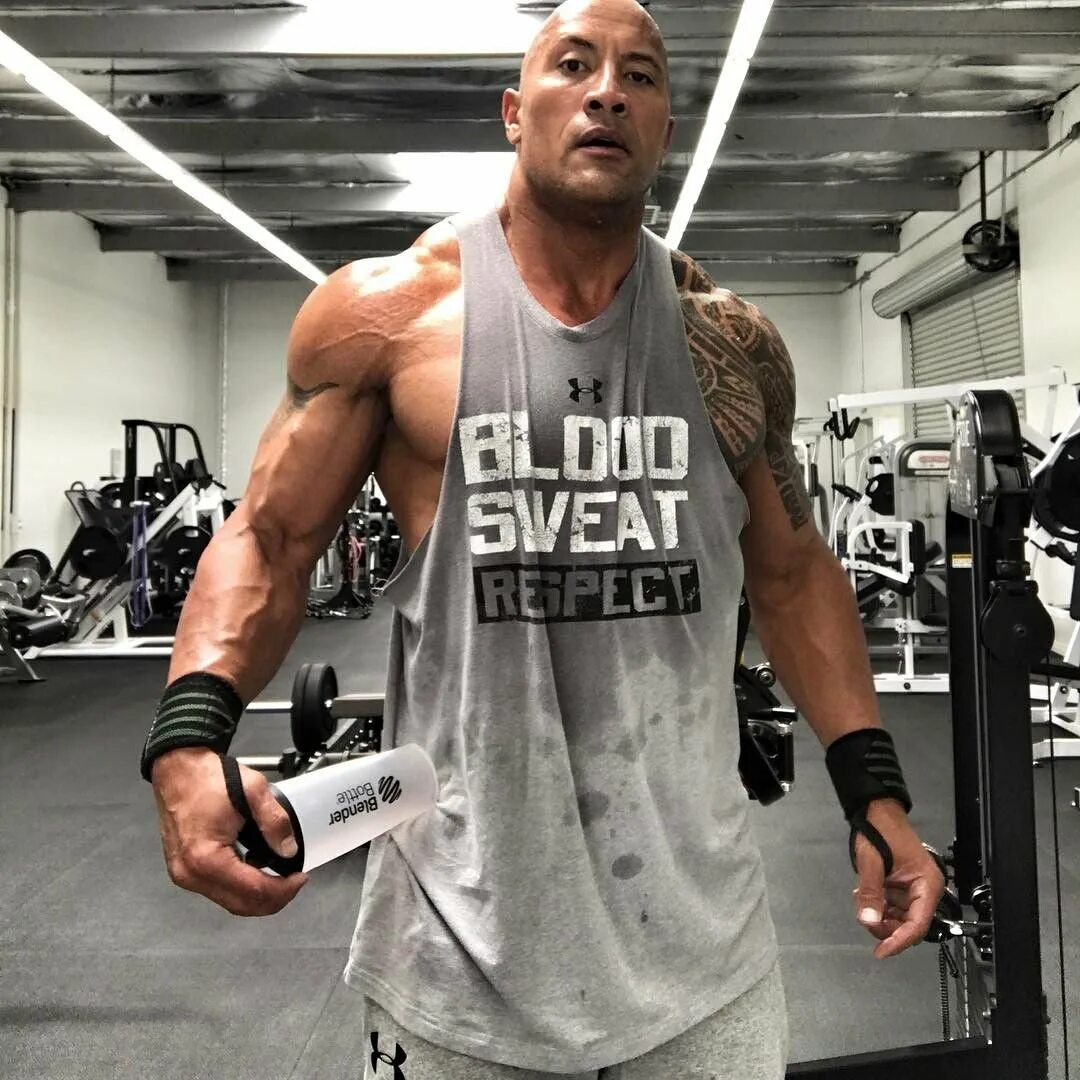 Демерджи алушта долина привидений. Скала в форме. Скала - слон острова хеймаэй. Залив фанди канада. Дуэйн джонсон бицепс.