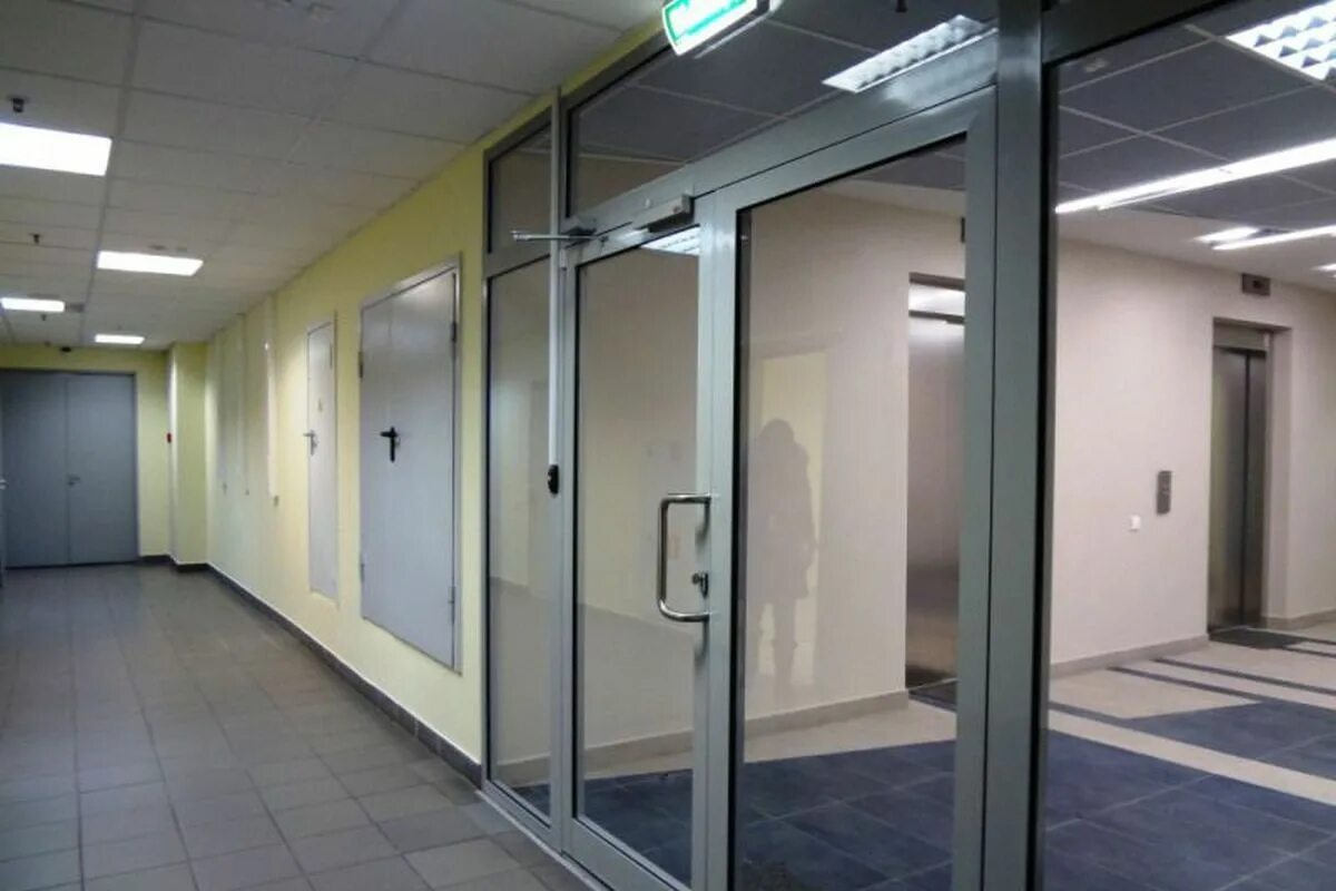 коммерческое предложение на аренду помещения. аренда помещения объявление. коммерческое помещение. коммерческое помещение светлое. помещение под бизнес.