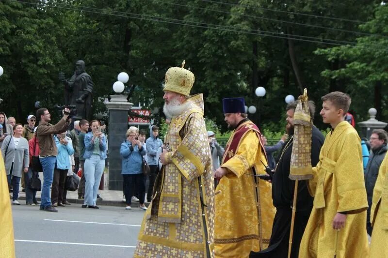 Крестный ход в белгороде сегодня во сколько. Великорецкий крестный ход. Крестный ход Киров 2021. Великорецкий крестный ход Киров. Великорецкий крестный ход 2021.