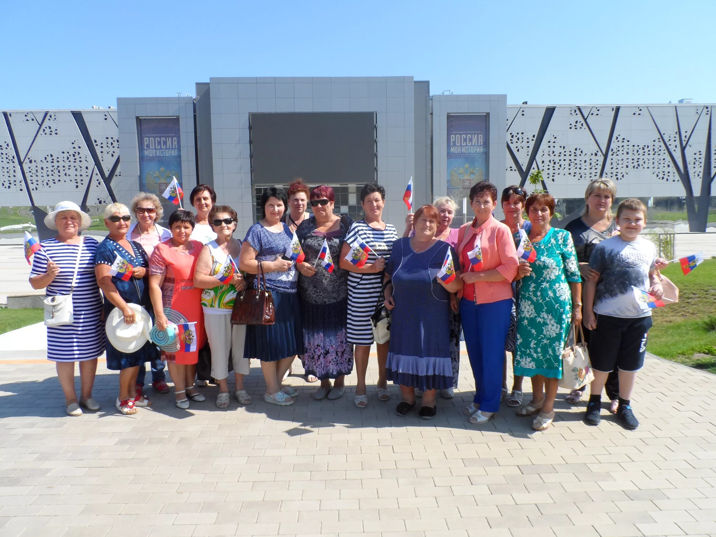 Ленинский муниципальный район волгоградская область. Хутор веселый Волгоградская область Котельниковский район. Станица Пугачёвская Котельниковского района. Пугачевская СОШ Котельниковского района Волгоградской области. Выпасной Котельниковского района.