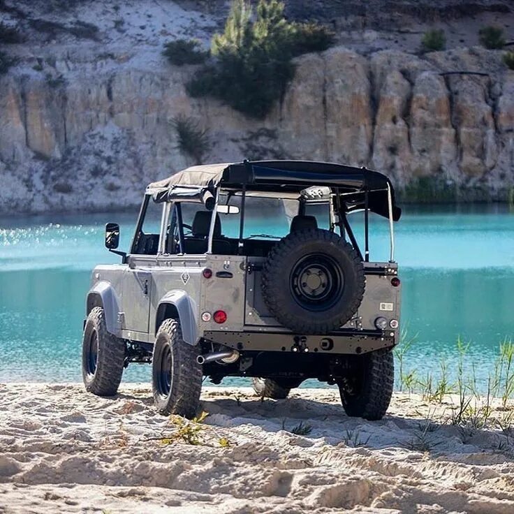 Land Rover d90. Дефендер 90. Land Rover Defender Adventure. Коммерческий Land Rover Defender d90. Defender 009