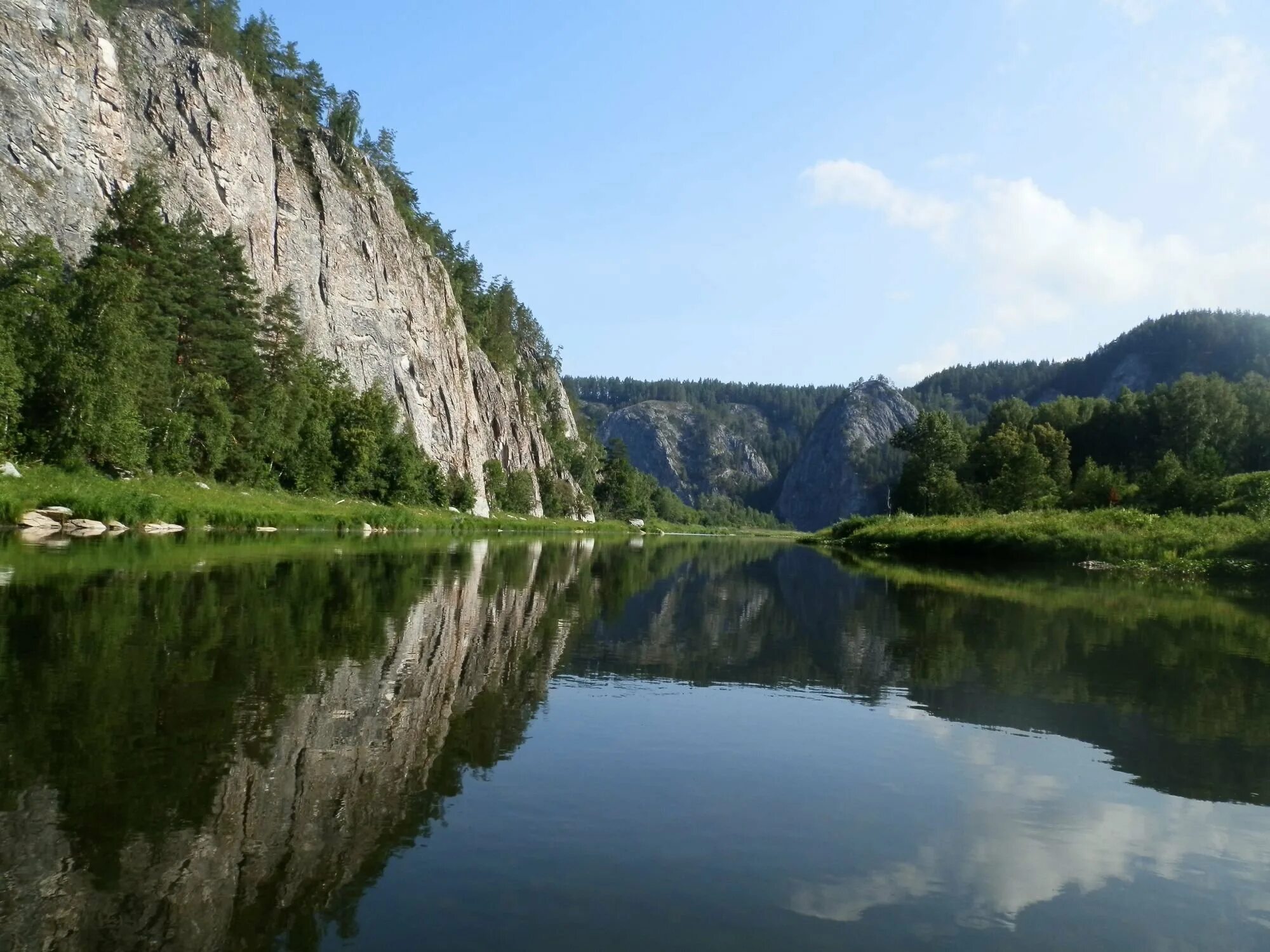 White river. Река Агидель Башкортостан. Река Агидель Уфа. Река белая Агидель. Река белая Агидель Башкирия-Урал.