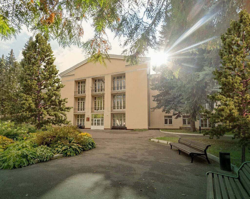 парк ерино подольск. санаторий ерино подольск. санаторий ерино московская область. ерино московская область подольский район. санаторий ерино подмосковье.