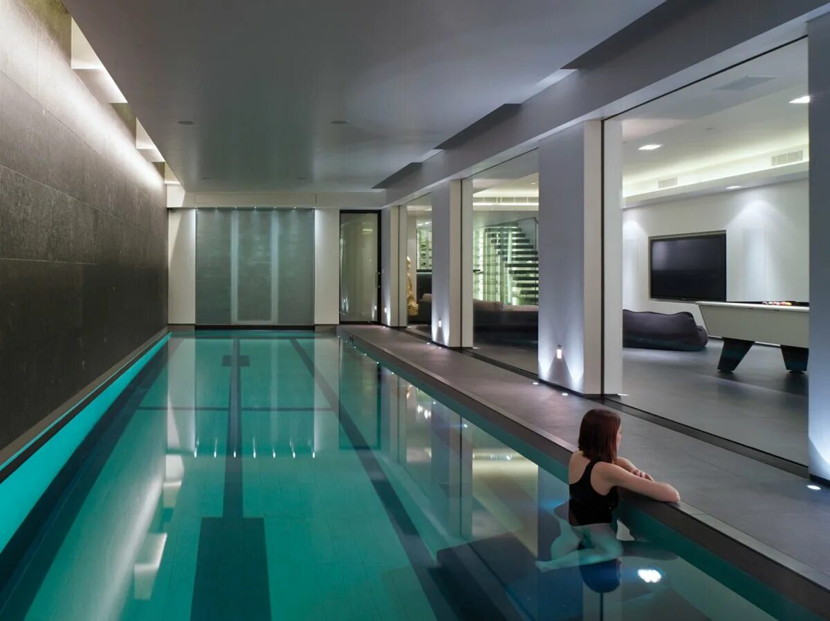 Цокольный этаж с бассейном. Интерьер бассейна в частном доме. Бассейн в подвале. Дом с бассейном в подвале. Бассейн отель «hotel kämp» в хельсинки.