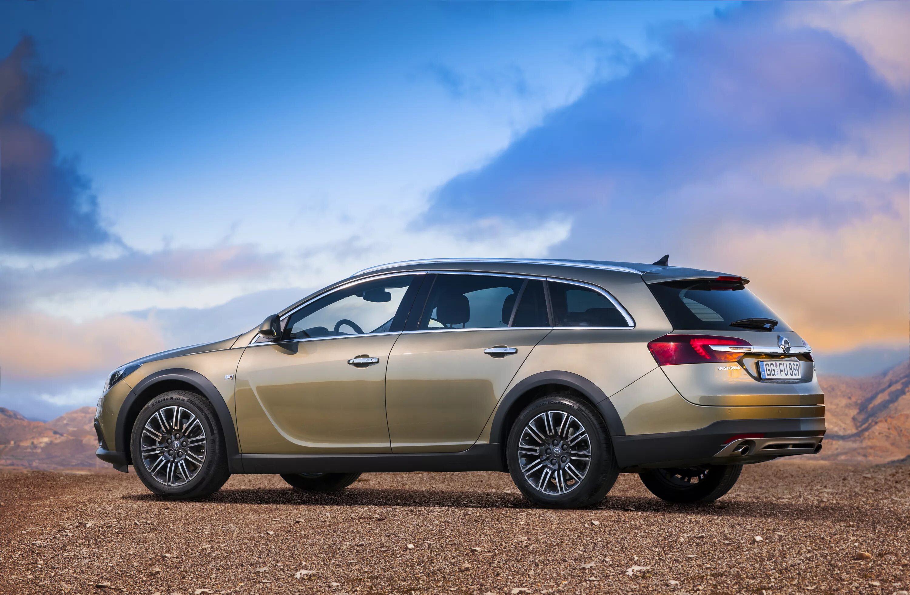 Opel Insignia Country Tourer. Опель Инсигния каунтриту. Opel Insignia Country Tourer 2015. Opel Insignia Country Tourer 2013.