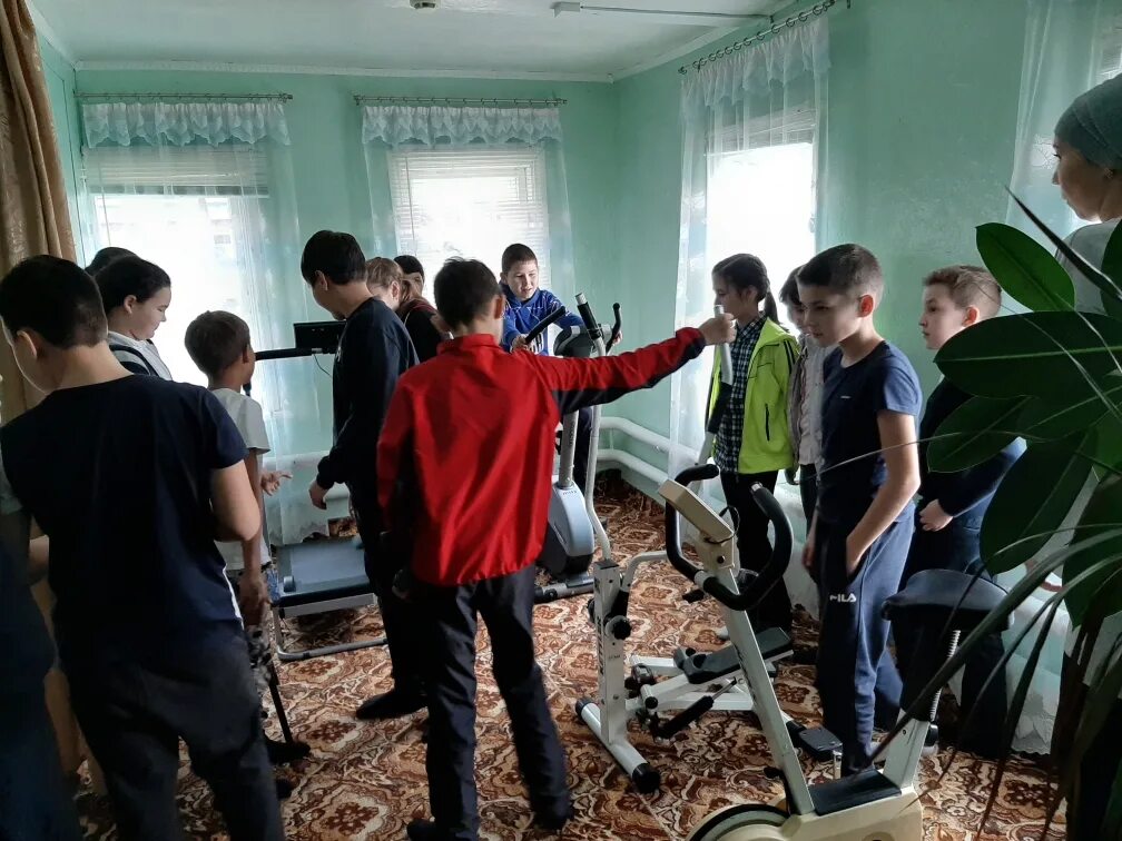 Погода ново усманово камышлинского. Школа новое усманово камышлинский район. гбоу сош село новое усманово. минсахи новое усманово. камышлинская школа самарская область.