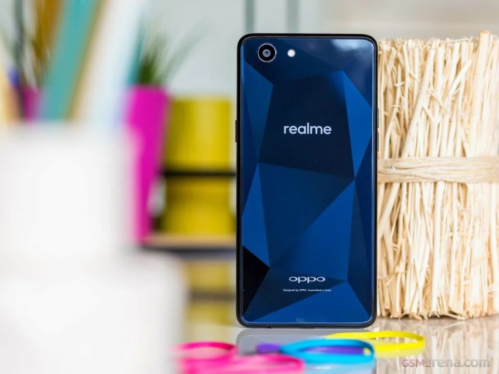 Oppo realme pro. Смартфон Realme 1. Oppo Realme 1. Смартфон Realme 10 смартфон Realme 10. Realme 10 комплектация.