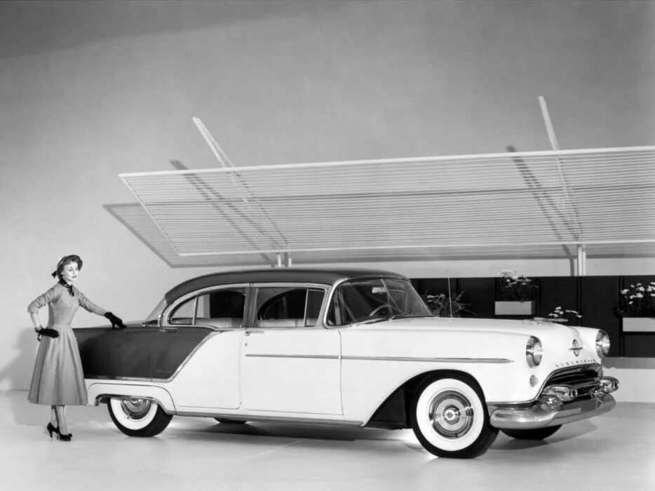 Auburn 1900. Duesenberg 1931. Retro j. Chevrolet corvette 1956. 1959 edsel corsair convertible описание.