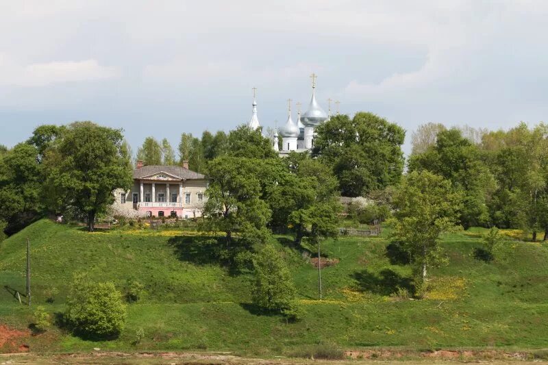 Усадьба тутаев. Усадьба зацепиных тутаев. музей усадьба дворян зацепиных тутаев. тутаев левый берег усадьба зацепиных. тутаев романовская сторона.