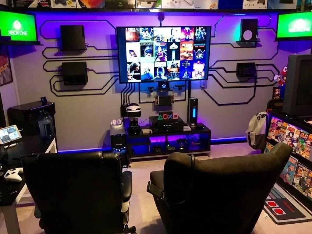 Игра the room 3. Игра комната москва. Настольная игра коробка. Игровая комната с настольными играми. Комната для настольных игр.