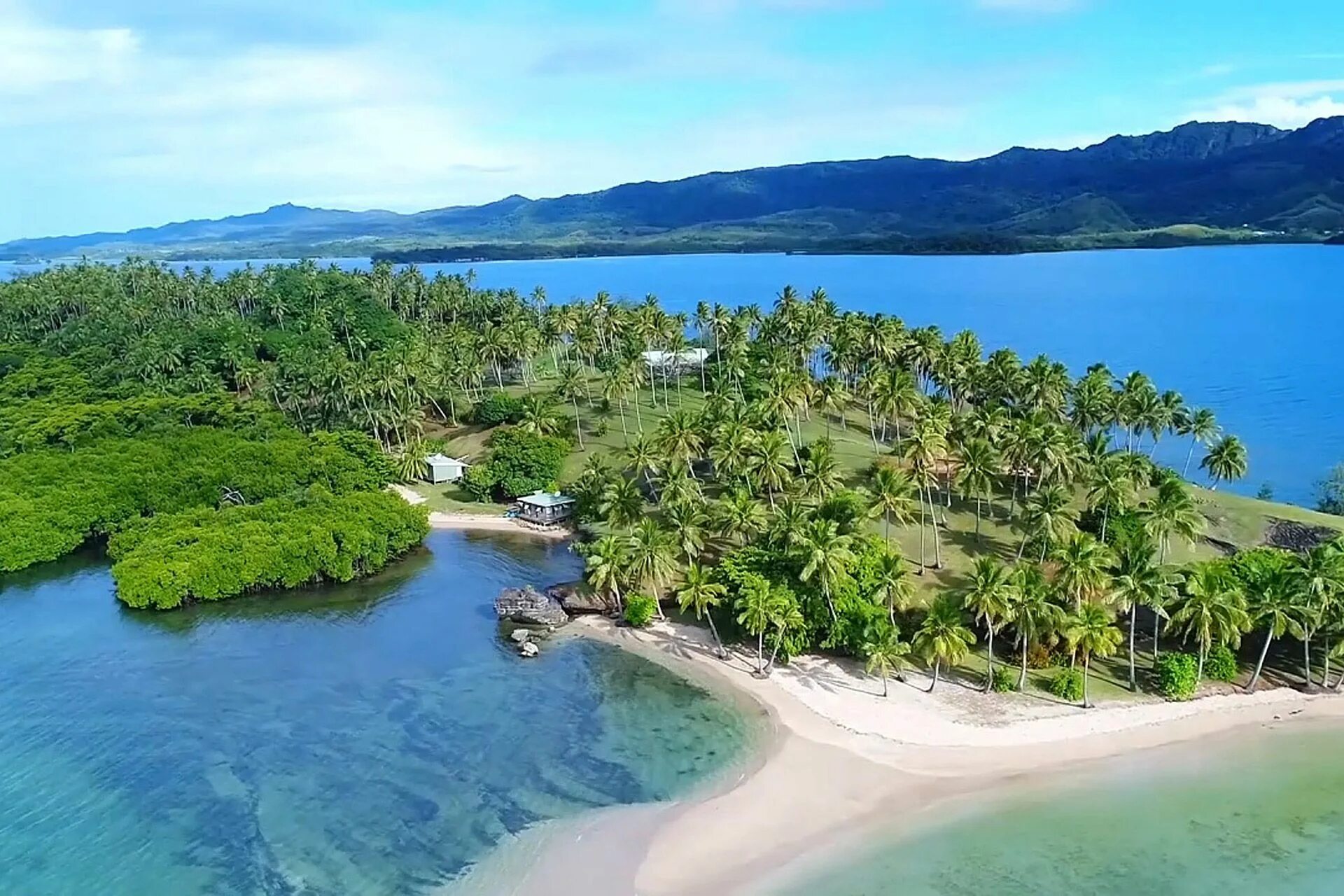 Остров 1 мая. Остров Монурики Фиджи. Остров Майский. Остров мае. Острова Кука Фиджи.