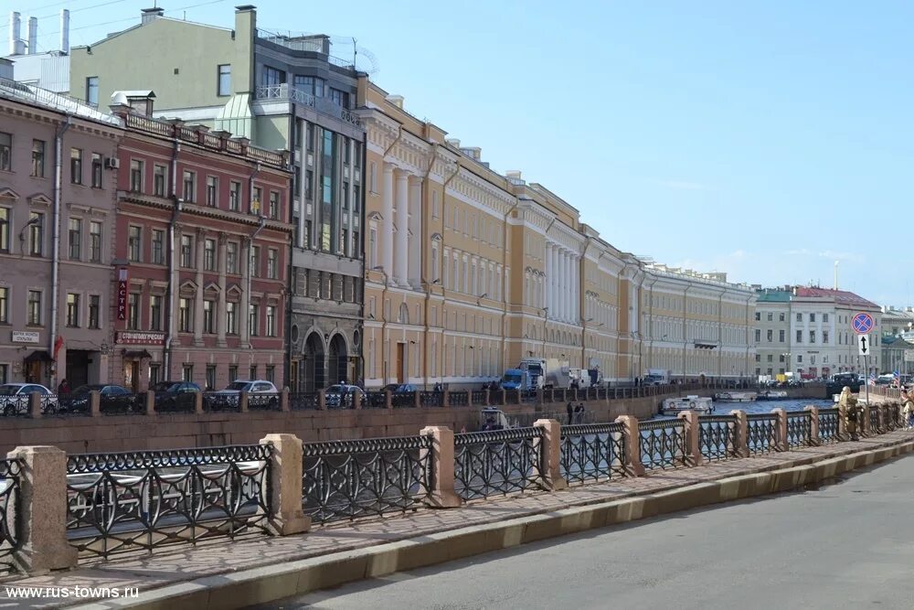 Курсы массажа на набережной реки Мойки - Обучение массажу: 2 учебных центра, 82 