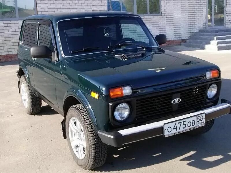 Lada ваз 2121 4x4 2015. ваз 2131 4x4 urban. лада нива бронто 2022. лада нива 2131 5 дверная новая. сколько стоят нивы в екатеринбурге.