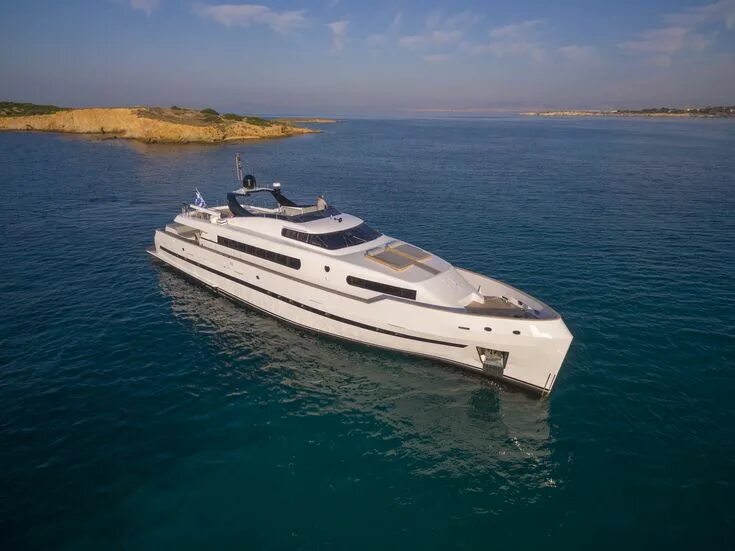 San lorenzo yachts 52 метра. Steel yacht. Бронированная яхта. Steel yacht. Speedy yacht.