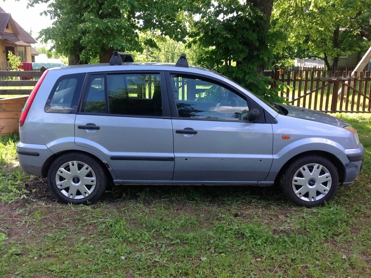 Ford Fusion 2005. Ford Fusion 1,6 2005. Серебристый Форд Фьюжн 2005. Форд Фьюжн 2005. Купить форд с пробегом в нижнем