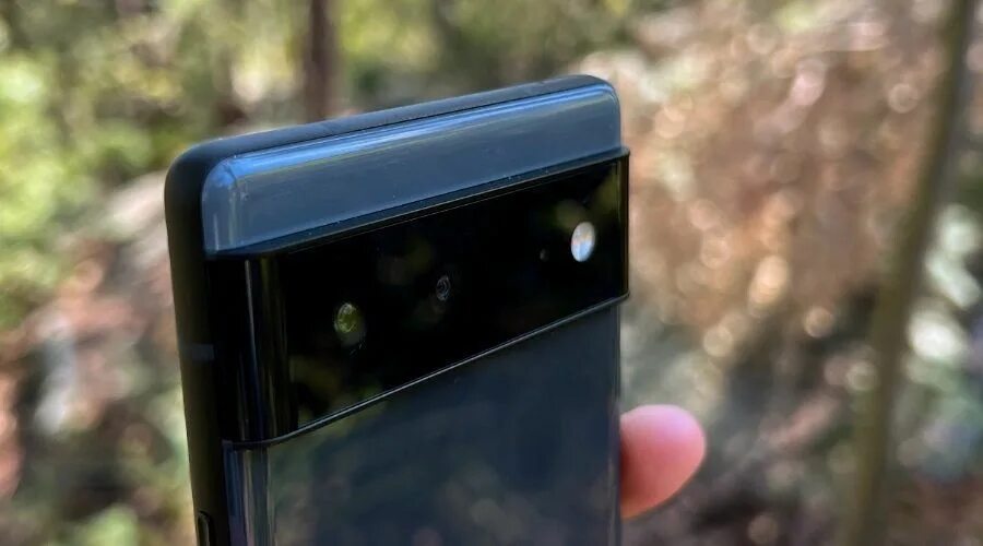 Рендеры Google Pixel 6 демонстрируют 6,4-дюймовый дисплей и отсутствие перископи