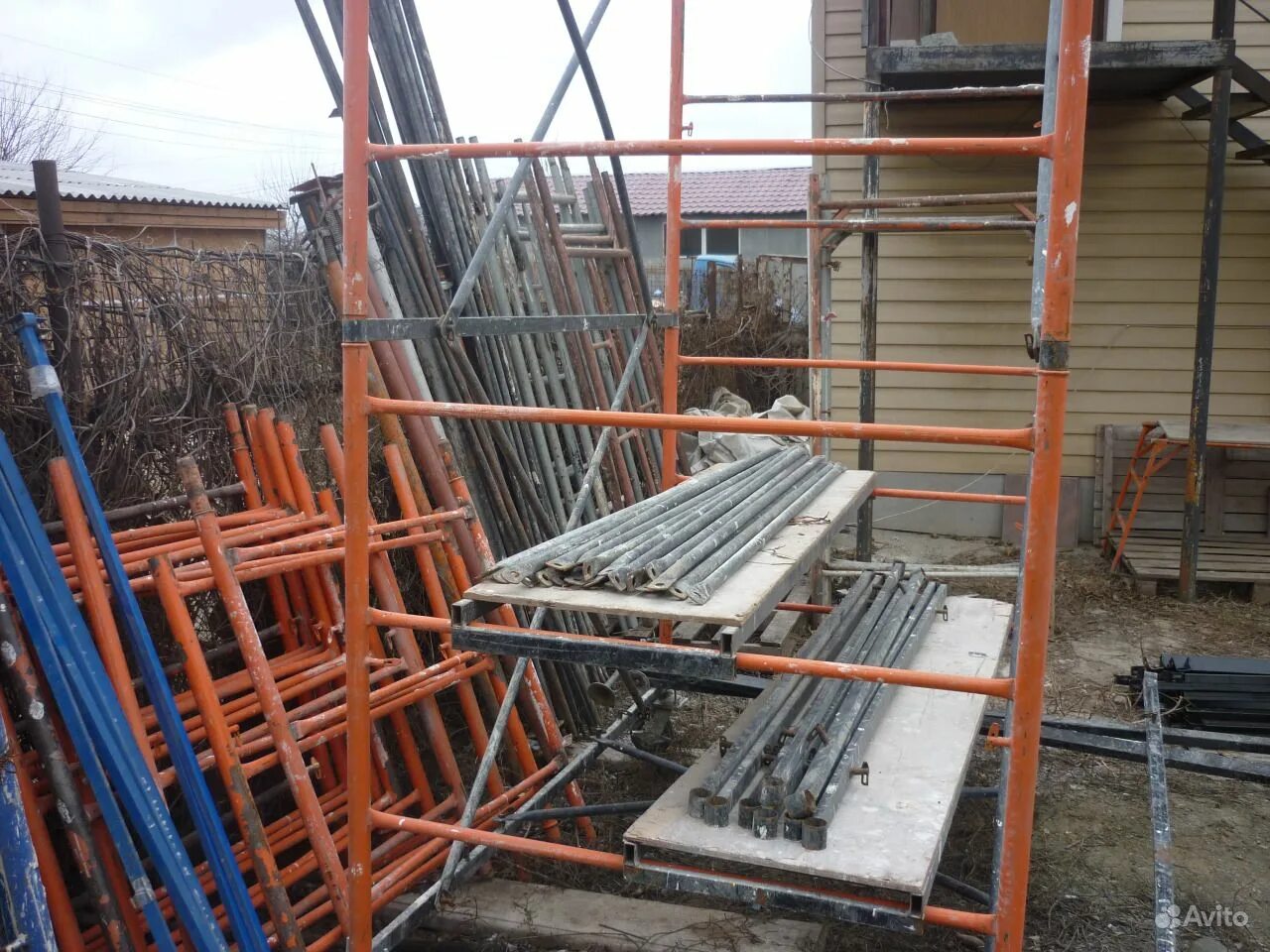 Леса строительные б у. Строительные леса всп 250. Строительных лесов. Клиновые леса строительные. Рамные леса.