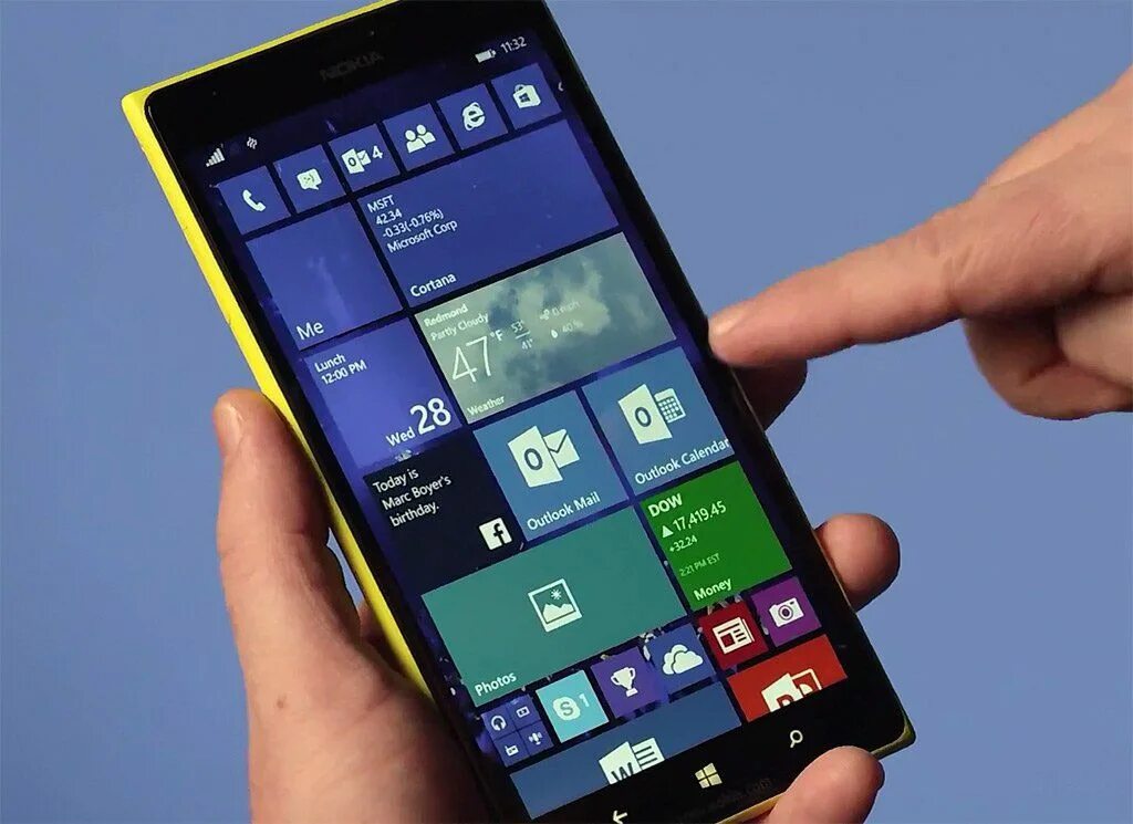 Смартфоны на windows. Nokia lumia windows 10. nokia windows phone 10. нокия люмия виндовс 10. lumia виндовс 10 мобайл.