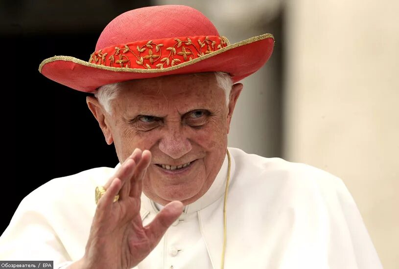 ватикан папа римский.