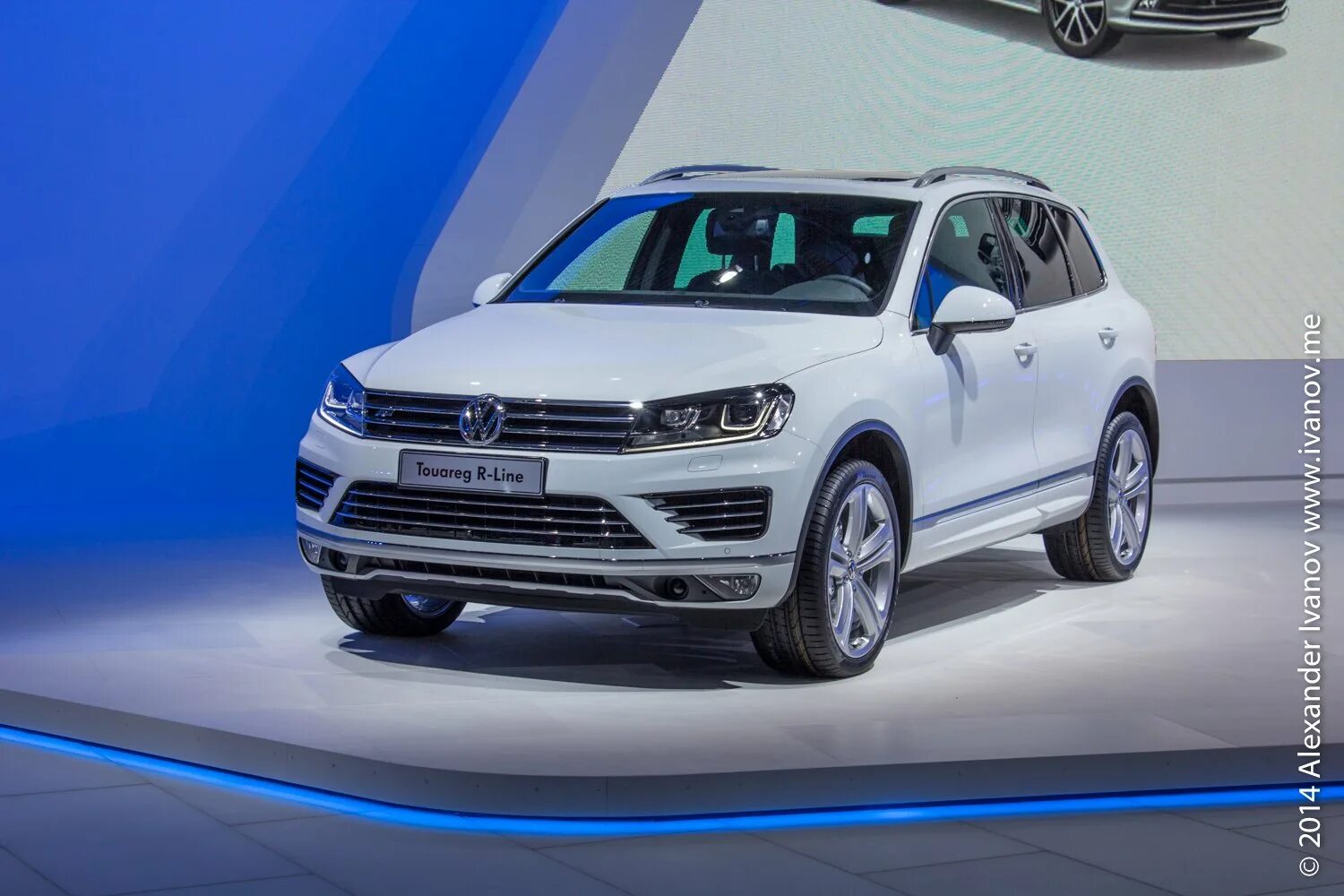 Volkswagen Touareg r-line. Volkswagen Touareg 2017 r line. Volkswagen Touareg 2015 r line. Фольксваген Туарег 2017 белый. Volkswagen touareg r