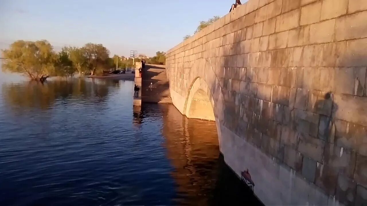 Волгоград Красноармейский район канал. Мост канал Волгоград Красноармейский. Заканалье Красноармейский район. Набережная Волгоград в Красноармейском.